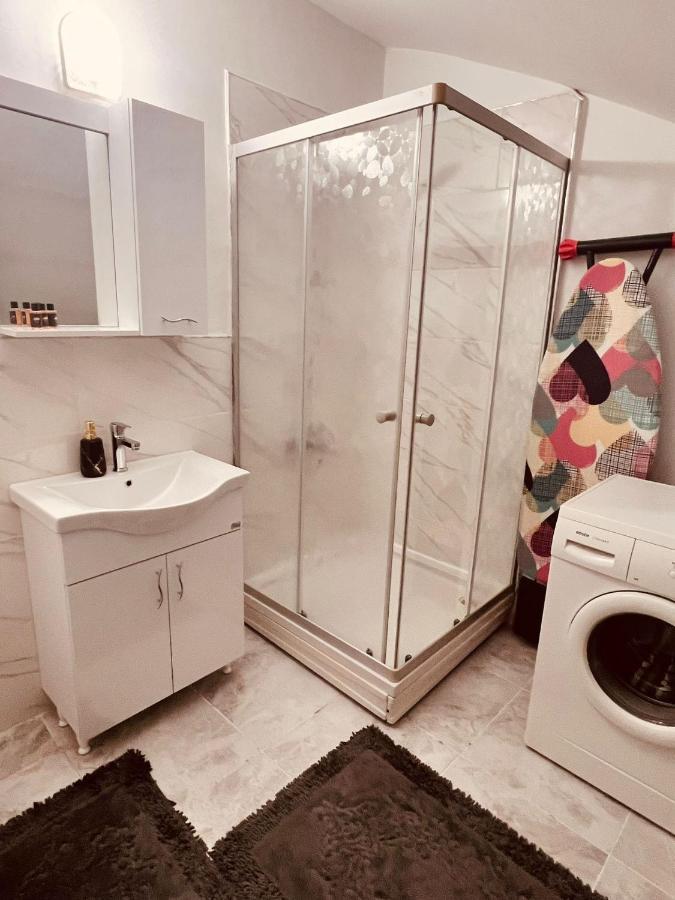 Alper Bey Homes Antalia Esterno foto